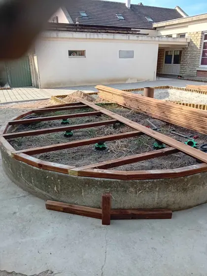 Terrasse & extérieur — vue 4